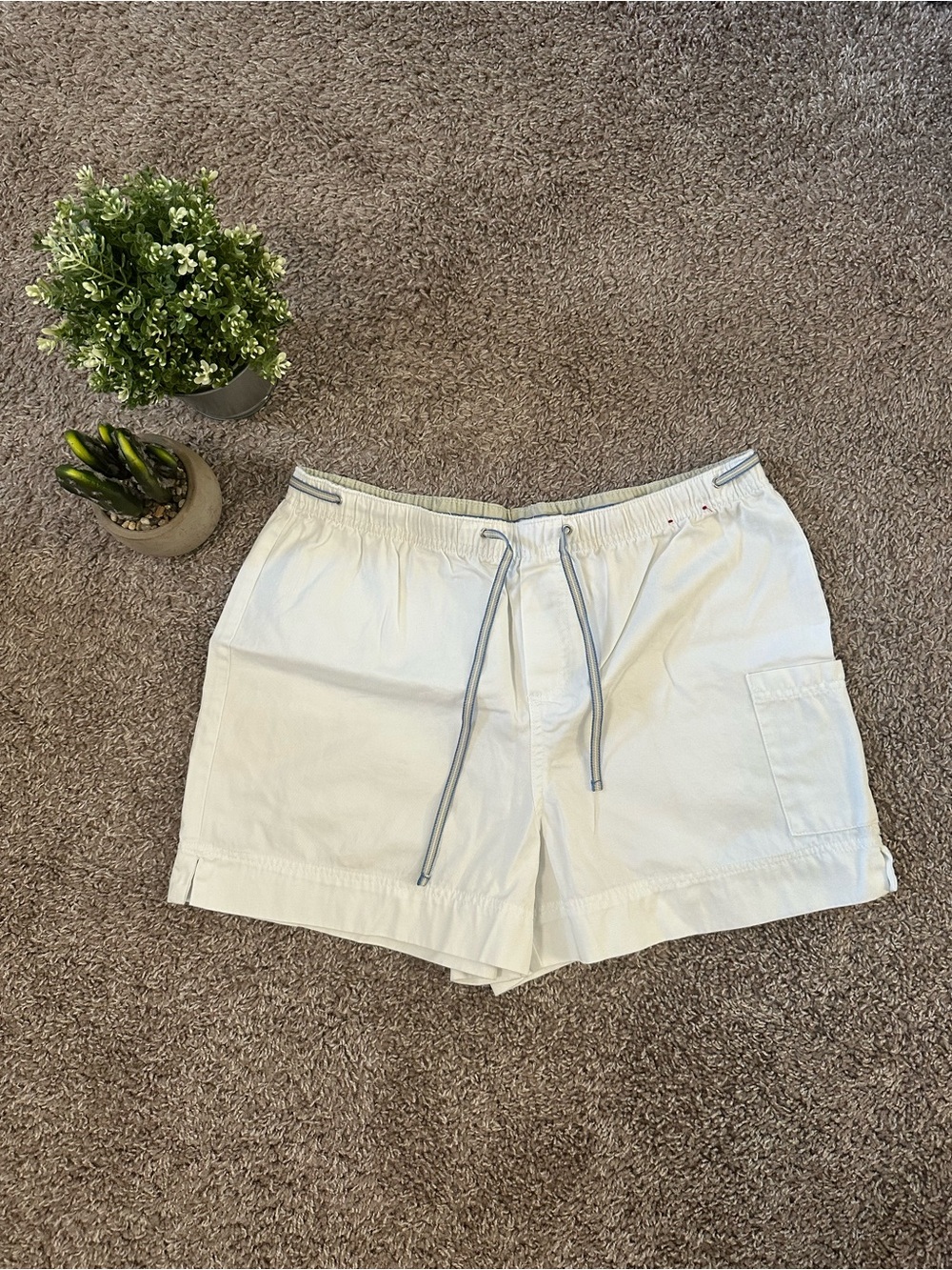 VTG White Women's Drawstring Cargo Shorts
